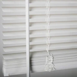 Domo TENDA VENEZIANA TENDE VENEZIANE CREMA PARASOLE PER FINESTRE IN PVC V/MISU 26162V CM 100X160 (34345) -Vendite ATMOSPHERA || None || Maxwell & Williams 25110627 3