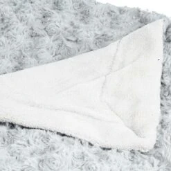 Coperta Di Pelliccia Grigio Chiaro 120x160cm In Poliestere - Atmosphera Créateur D'intérieur -Vendite ATMOSPHERA || None || Maxwell & Williams 83776579 4