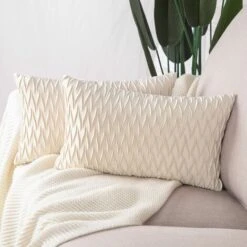 2 Fodere Per Cuscini Decorativi In Morbido Velluto, Stile Di Lusso, Per Divano, Camera Da Letto, Beige, 30 X 50 Cm 9 2 Fodere Per Cuscini Decorativi In Morbido Velluto, Stile Di Lusso, Per Divano, Camera Da Letto, Beige, 30 X 50 Cm -Vendite ATMOSPHERA || None || Maxwell & Williams 94290977 4