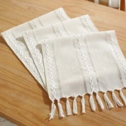 LITZEE Runner Da Tavolo Beige Runner Da Tavolo, 32 Cm X 183 Cm, Poliestere, Runner Da Tavolo Rustico A Strisce Con Nappe Intrecciate A Mano Per Matrimonio, Battesimo, Comunione, Compleanno, Ringraziam -Vendite ATMOSPHERA || None || Maxwell & Williams 96299659 3